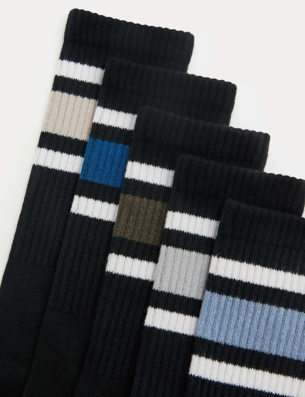 5 Pack Cool & Fresh™ Cotton Rich Cushioned Sports Socks
