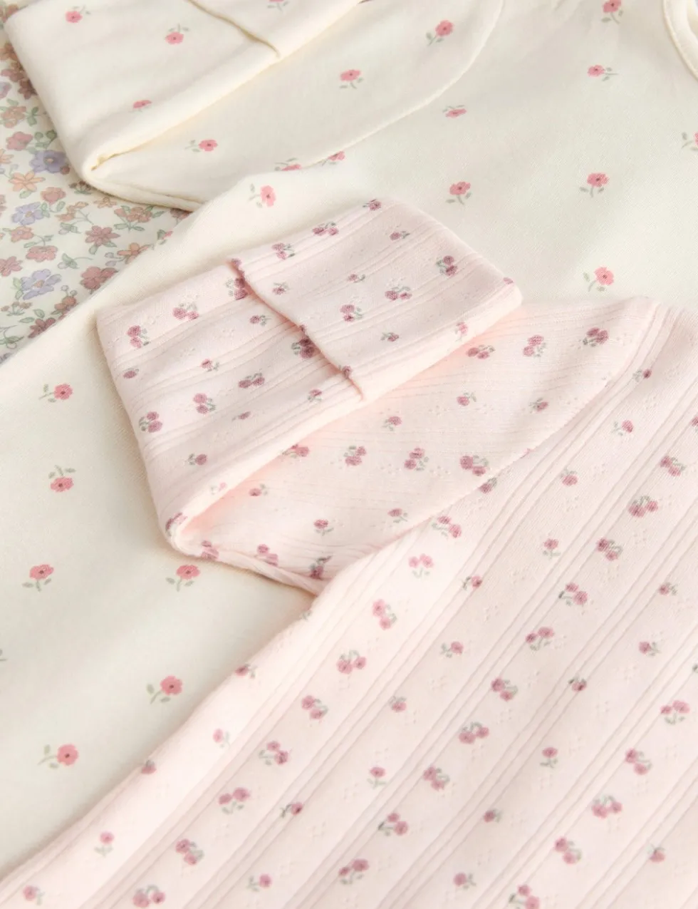 3 Pack Pure Cotton Floral Sleepsuits (6½lbs-3 Yrs)