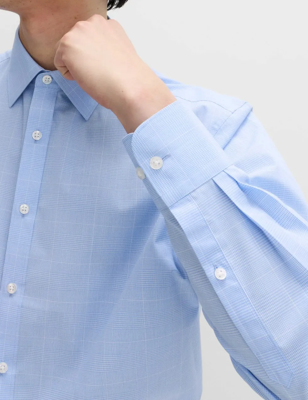 2 Pack Regular Fit Easy Iron Long Sleeve Shirts