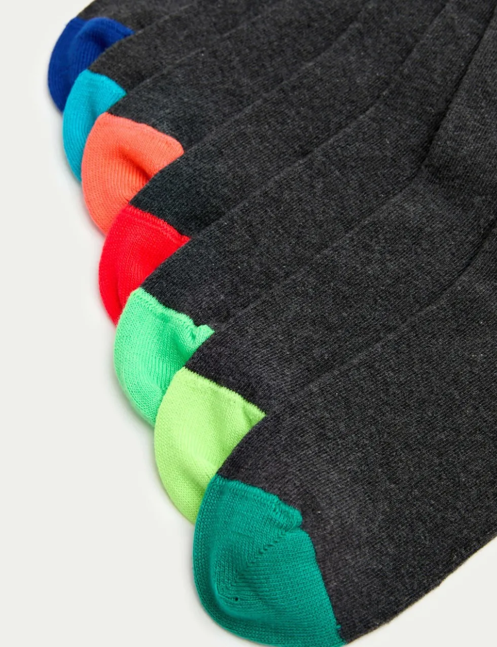 7 Pack Socks (8½-12 Small - 7½-10½ Large)