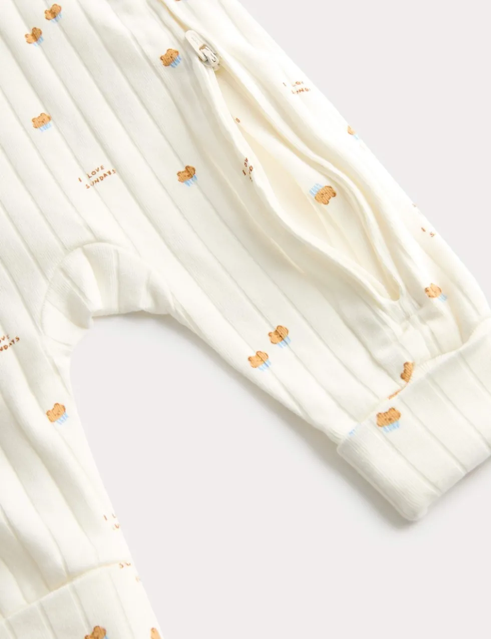 3 Pack Unisex Cotton Rich Baking Print Sleepsuits (6lb 3oz-3 Yrs)