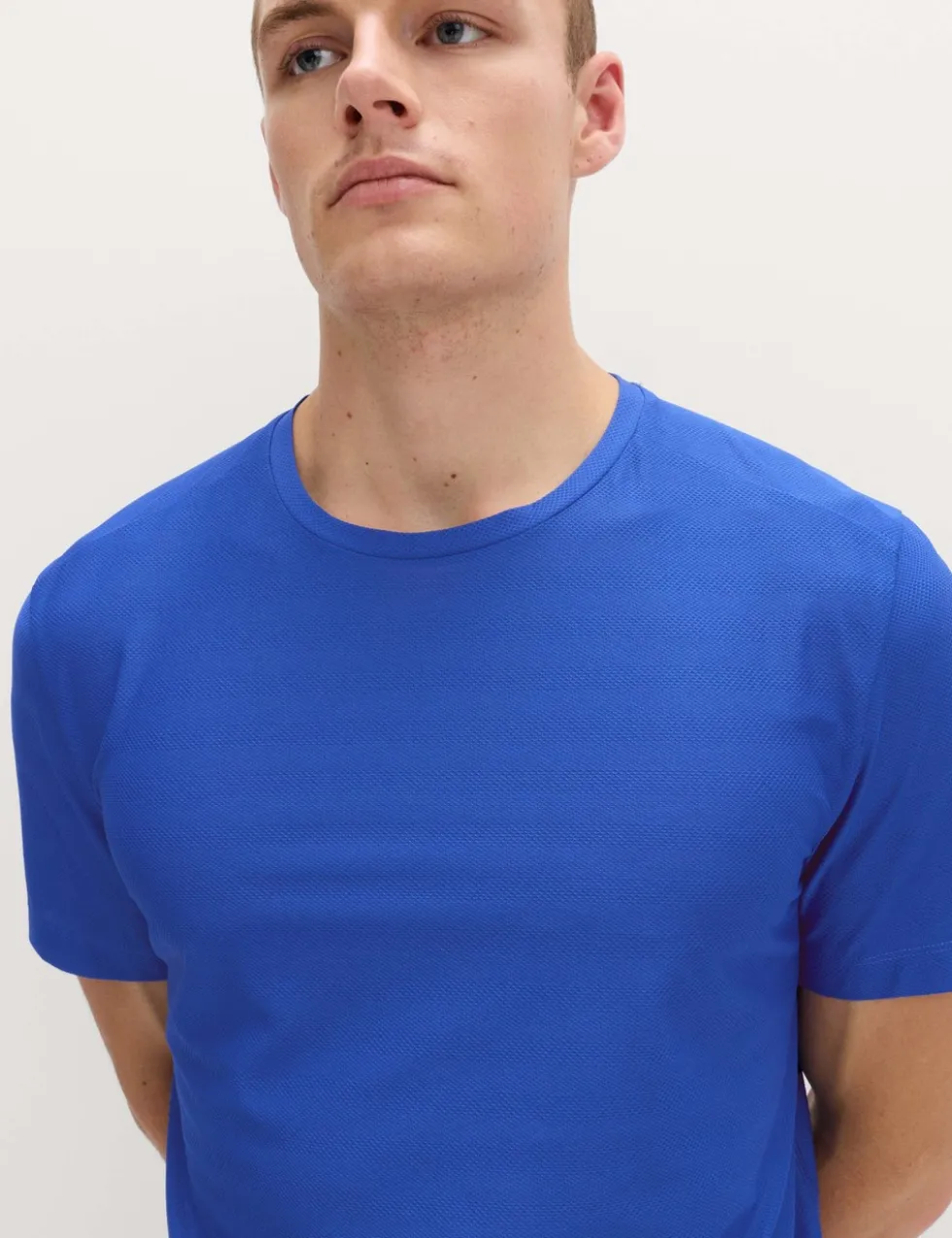 Activewear Jacquard Mesh Stripe T-Shirt