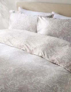 Aida-Alouette Damask Sateen Bedding Set