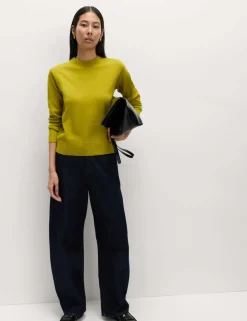 Air-Yarn Crew Neck Jumper