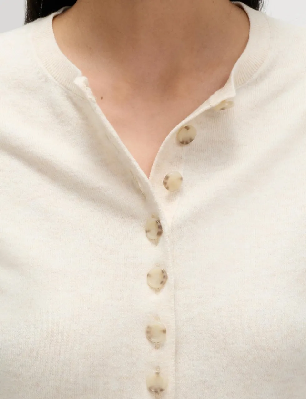 Air-Yarn Crew Neck Short Cardigan