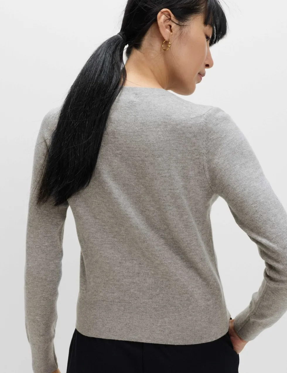 Air-Yarn Crew Neck Short Cardigan