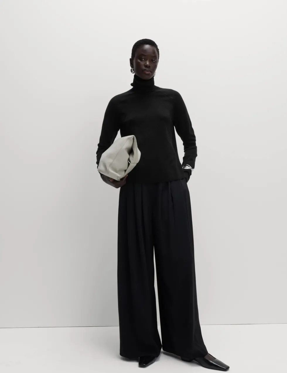 Air-Yarn Roll Neck Jumper