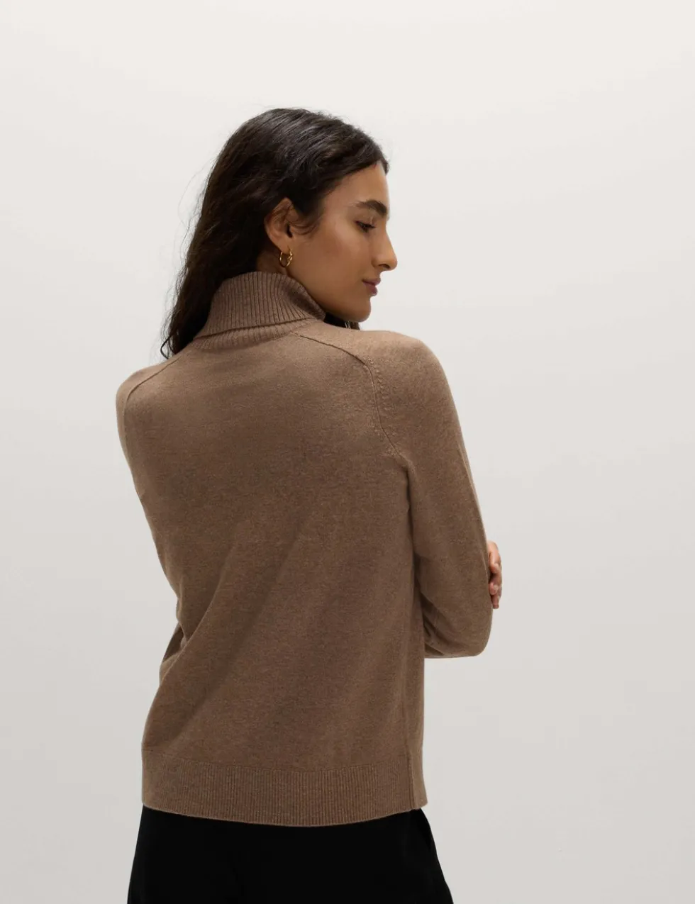 Air-Yarn Roll Neck Jumper