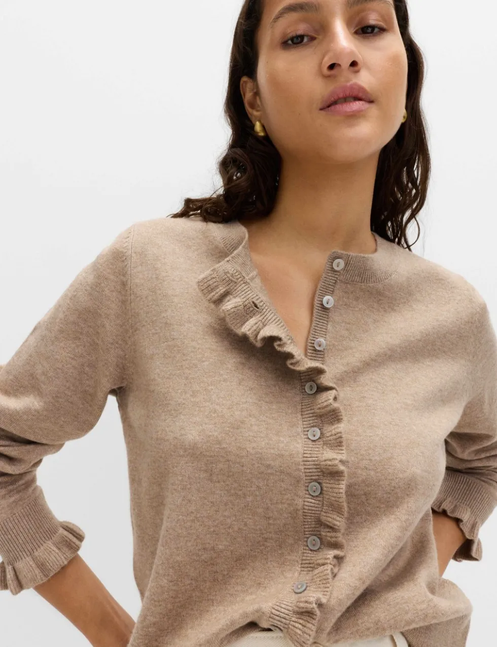 Air-Yarn Ruffle Slim Fit Cardigan