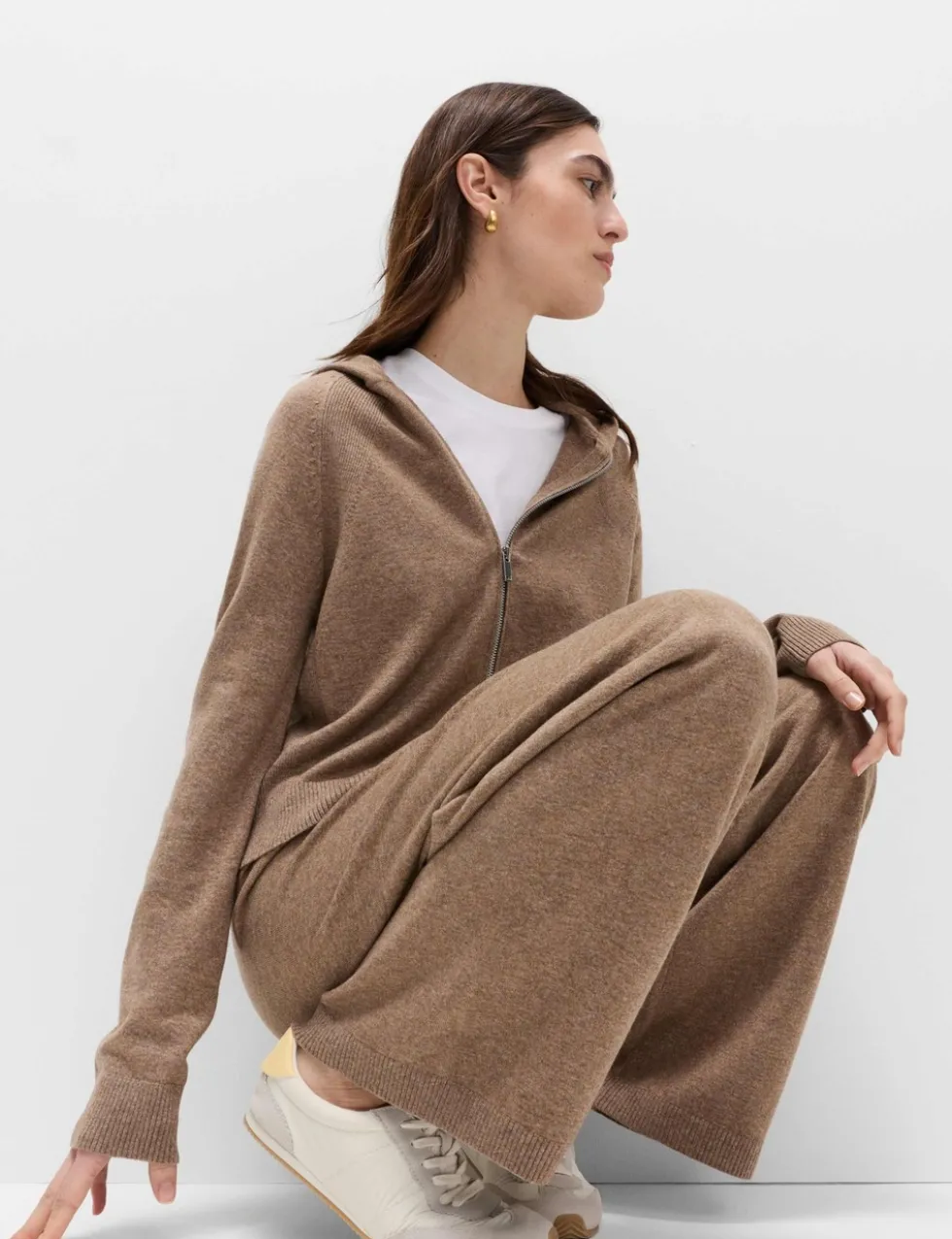 Air-Yarn Wide Leg Knitted Trousers