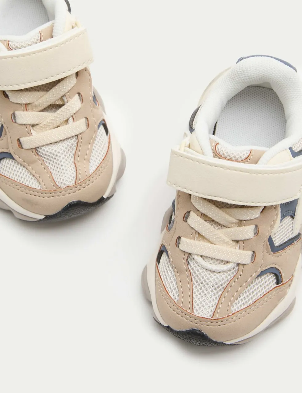 Baby Chunky Riptape Trainers (3 Small - 4 Small)