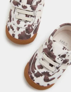 Baby Cow Print Riptape Pram Trainers (0-18 Mths)