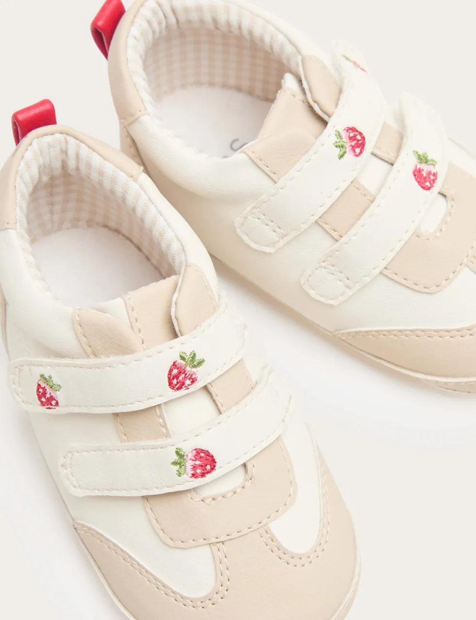 Baby Strawberry Pram Trainers (0-18 Mths )