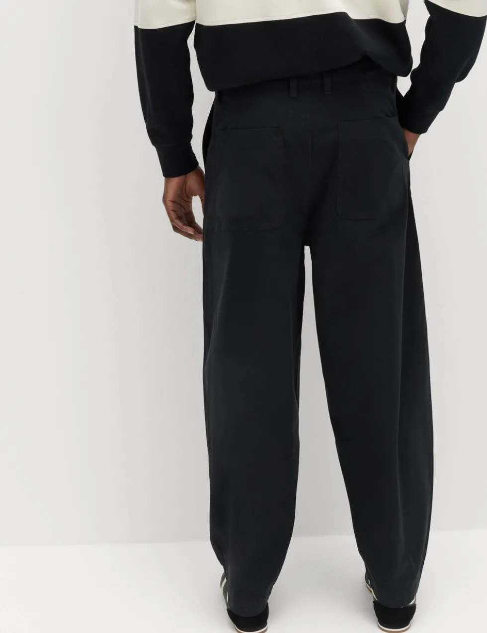 Barrel Fit Trousers
