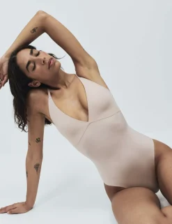 Body Invisibles™ Shaping Plunge Body