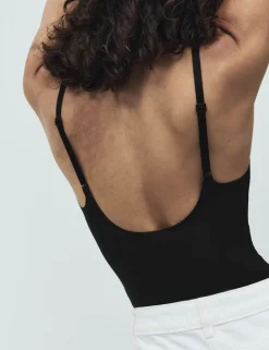 Body Invisibles™ Shaping Plunge Body
