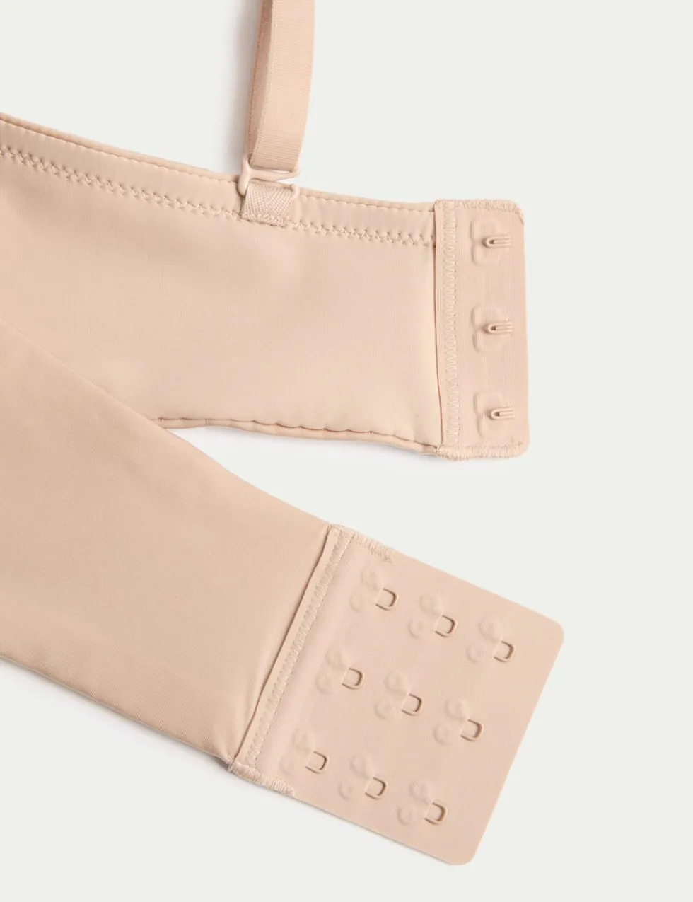 Body Invisibles™ Wired Strapless Bra (A-E)