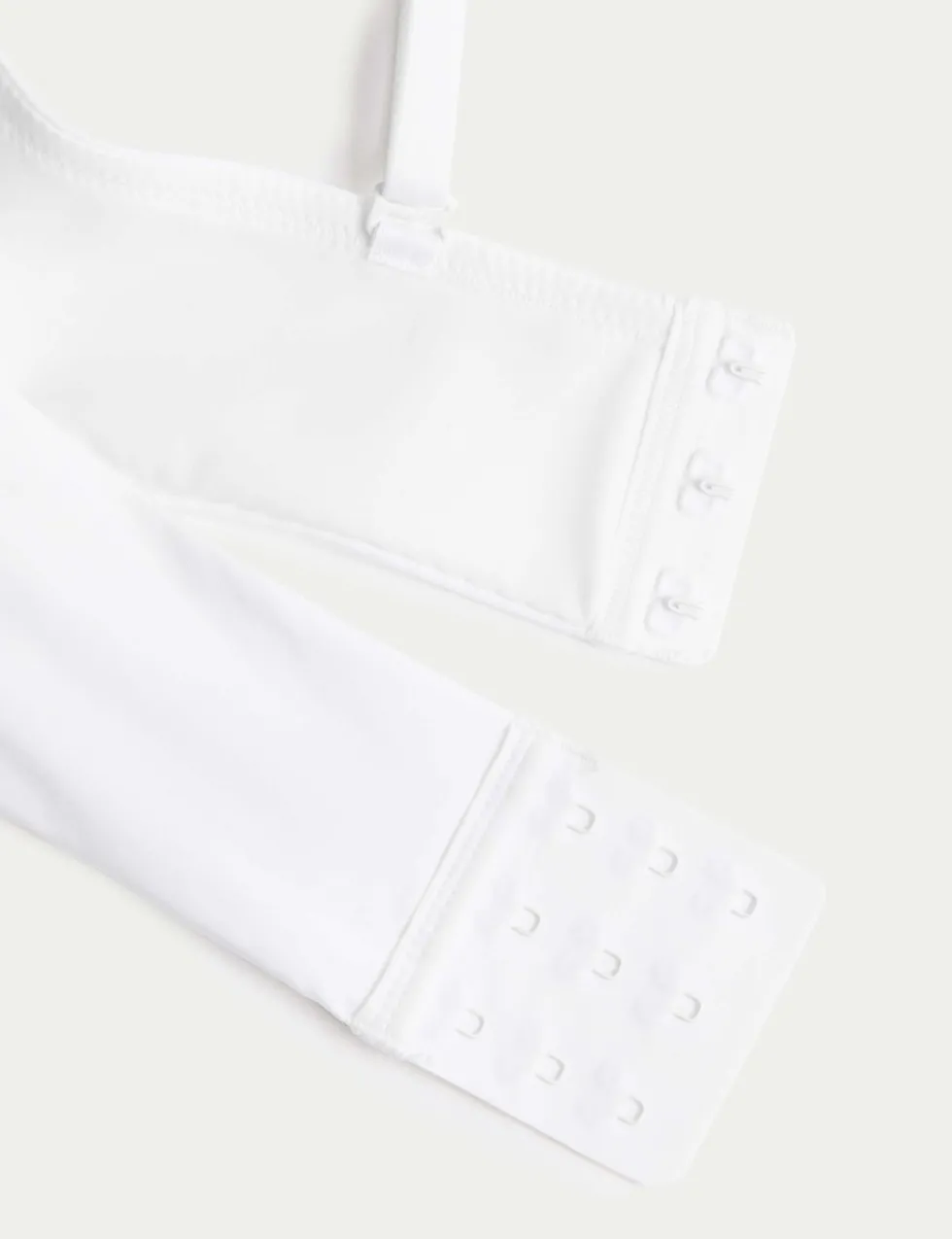 Body Invisibles™ Wired Strapless Bra (A-E)
