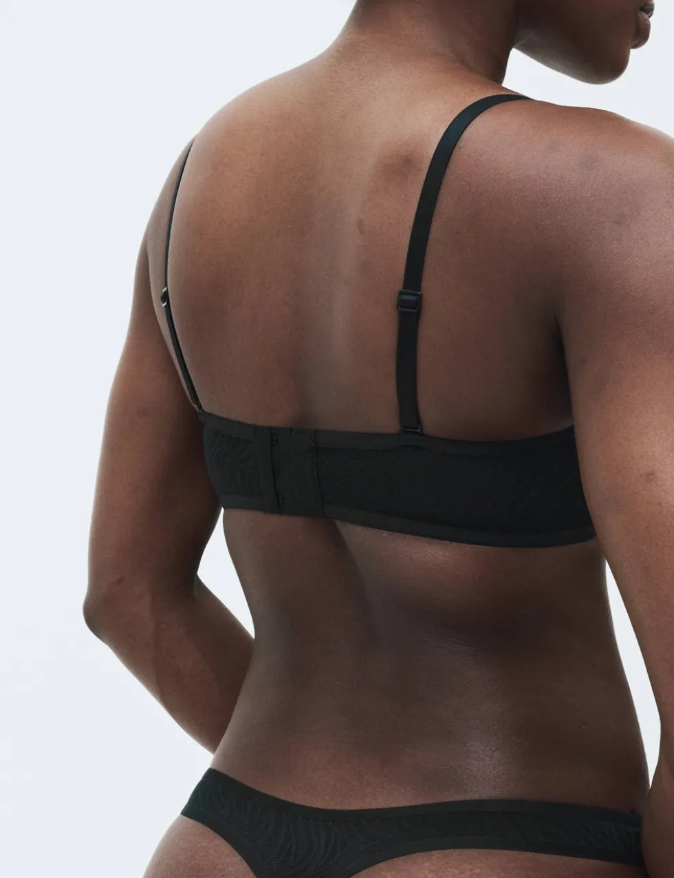 Body Lace Wired Strapless Bra (A-E)