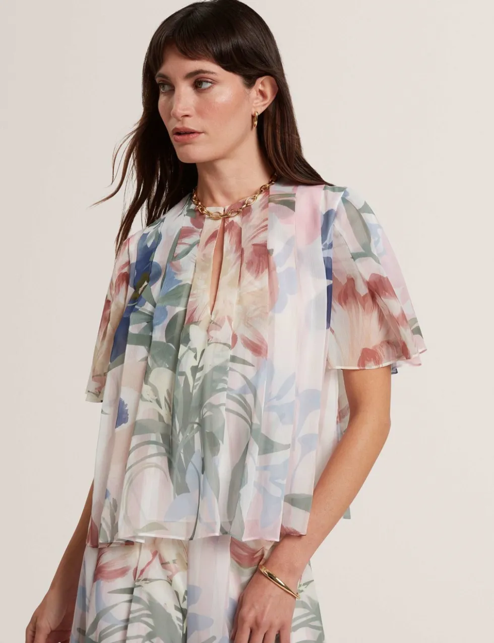 Botanical Print Pleated Angel Sleeve Top