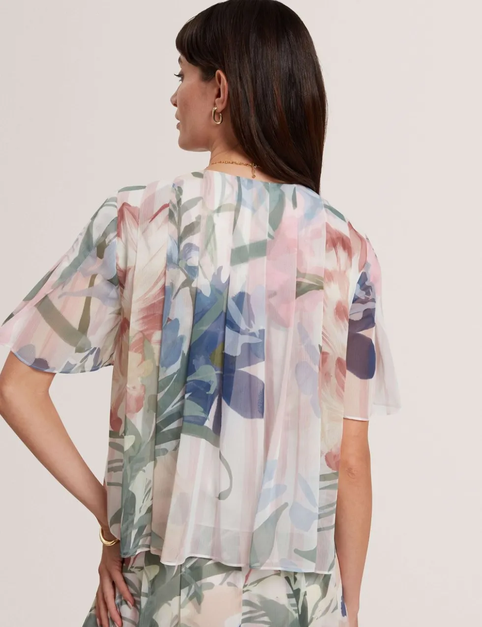 Botanical Print Pleated Angel Sleeve Top