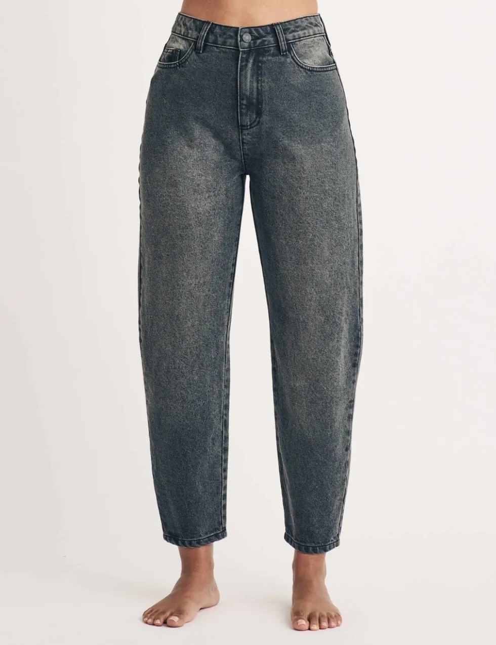 Boyfriend Mid Rise Barrel Jeans