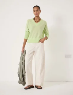 Cashmere Rich V-Neck Jumper