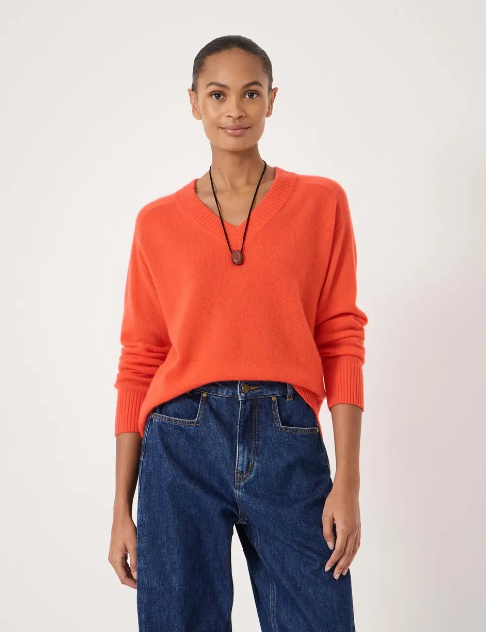 Cashmere Rich V-Neck Jumper