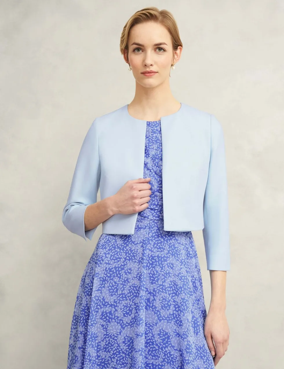 Collarless Cropped Jacket