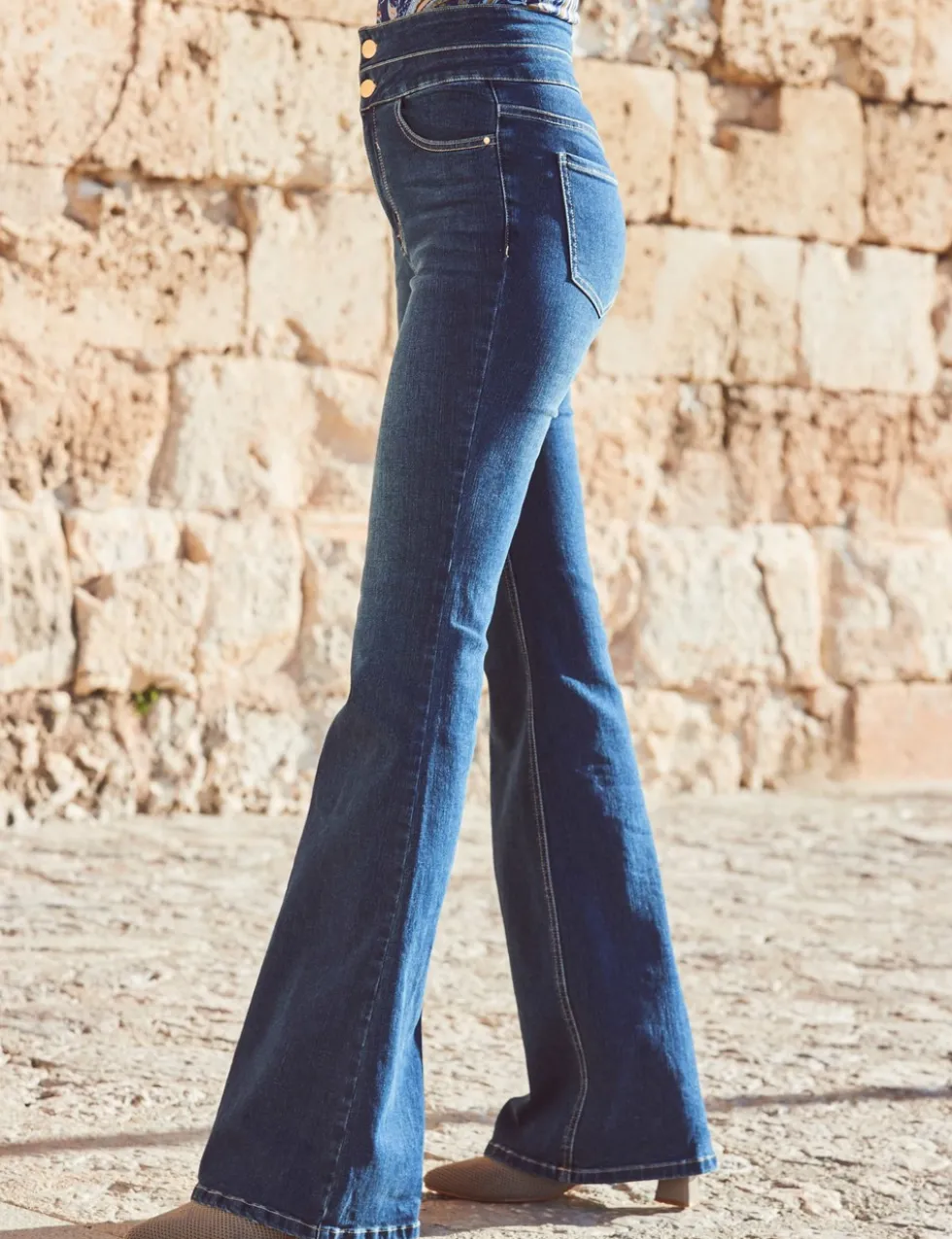 Contour Waist Kick Flare Jeans