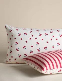 Cotton Blend Cherries Reversible Bedding Set