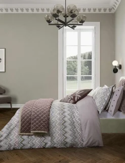 Cotton Blend Claudia Bedding Set