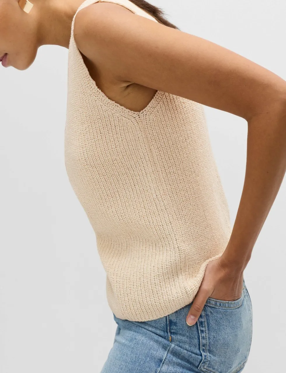 Cotton Blend Ribbed Knitted Waistcoat