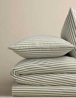Cotton Blend Simple Stripe Bedding Set