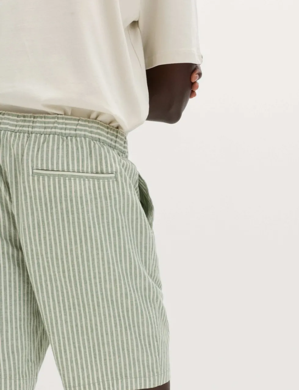 Cotton Linen Blend Stretch Shorts