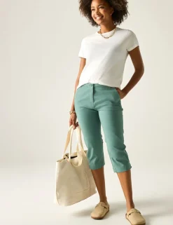 Cotton Rich Bayletta Capri Shorts