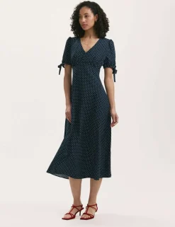 Crepe Floral V-Neck Midi Tea Dress