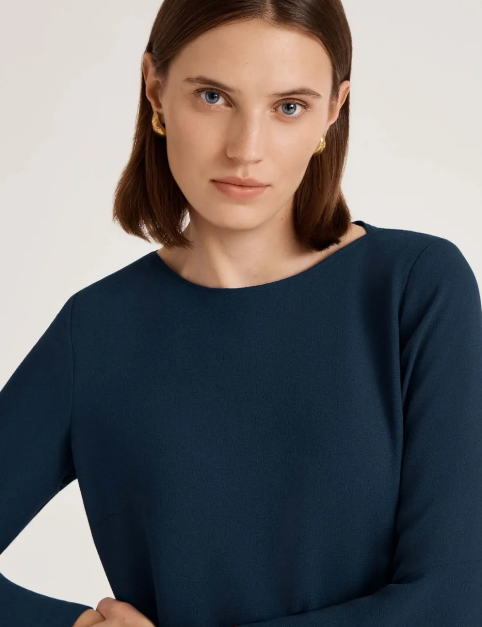 Crepe Frill Sleeve Mini Dress