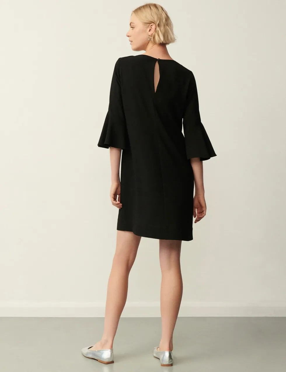 Crepe Frill Sleeve Mini Dress