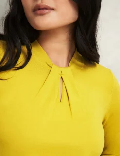 Crew Neck Keyhole Jumper