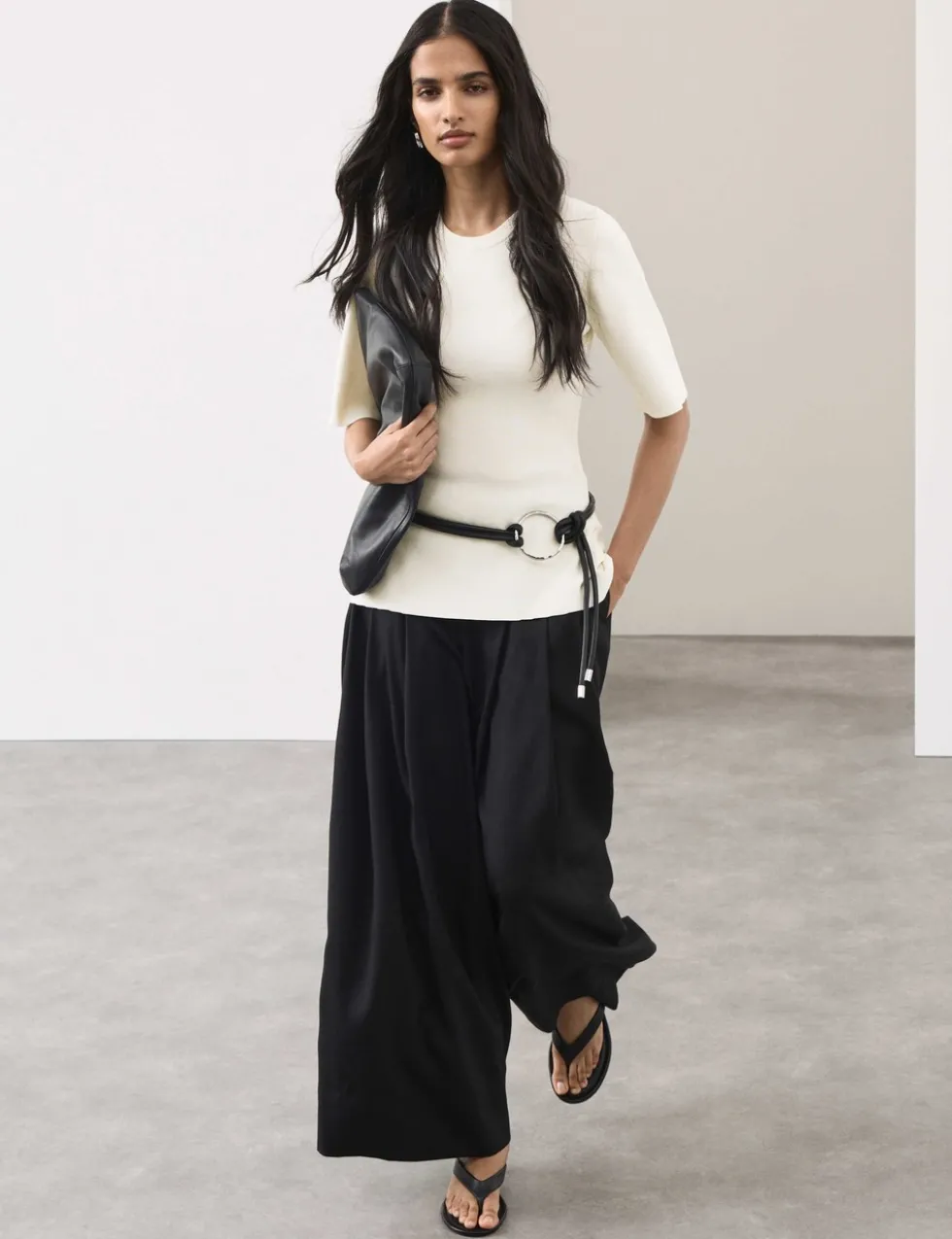 Crew Neck Peplum Knitted Top