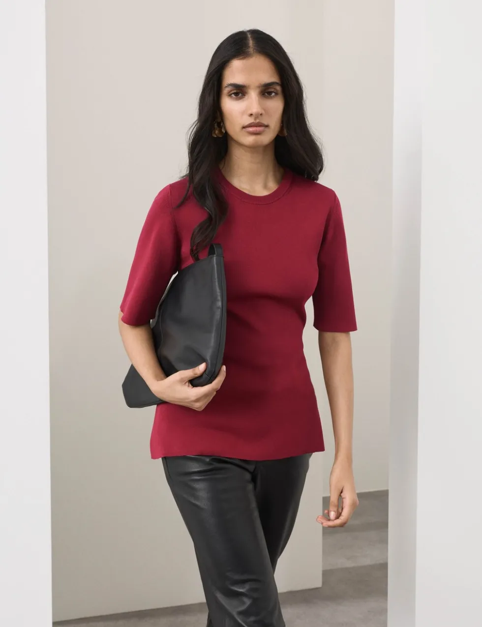 Crew Neck Peplum Knitted Top