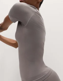 Crew Neck Seamless Fitted Top