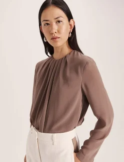 Crew Neck Tuck Detail Blouse
