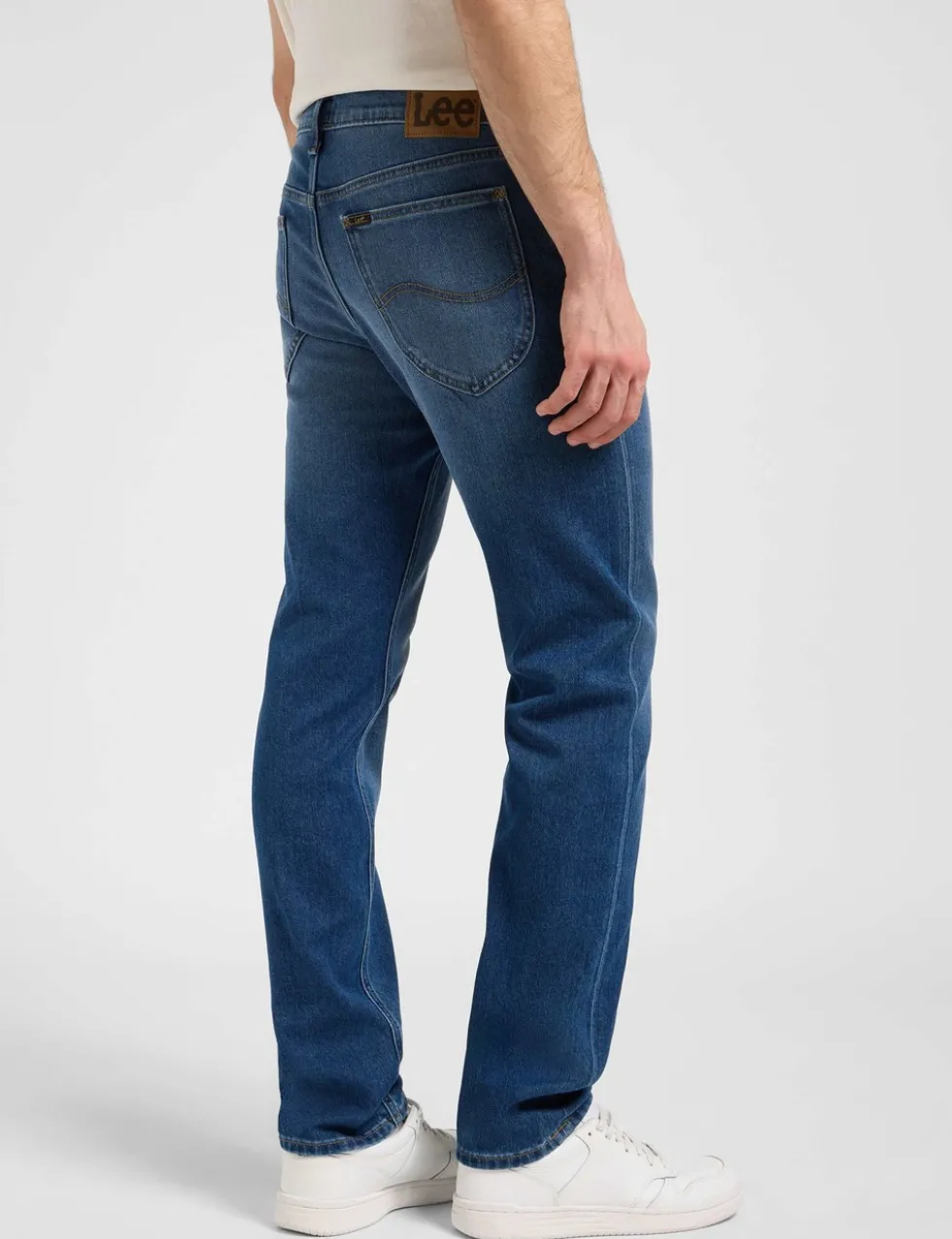 Daren Straight Fit 5 Pocket Stretch Jeans