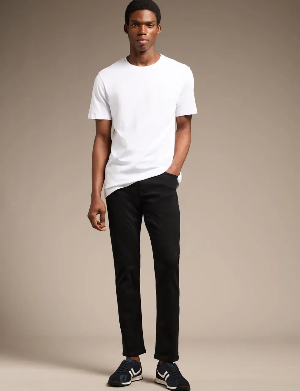 Delaware Slim Fit Jeans