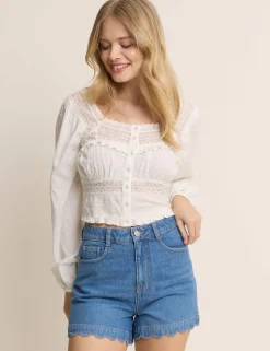 Denim Scallop Hem Shorts