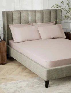 Egyptian Cotton 230 Thread Count Crisp Fitted Sheet