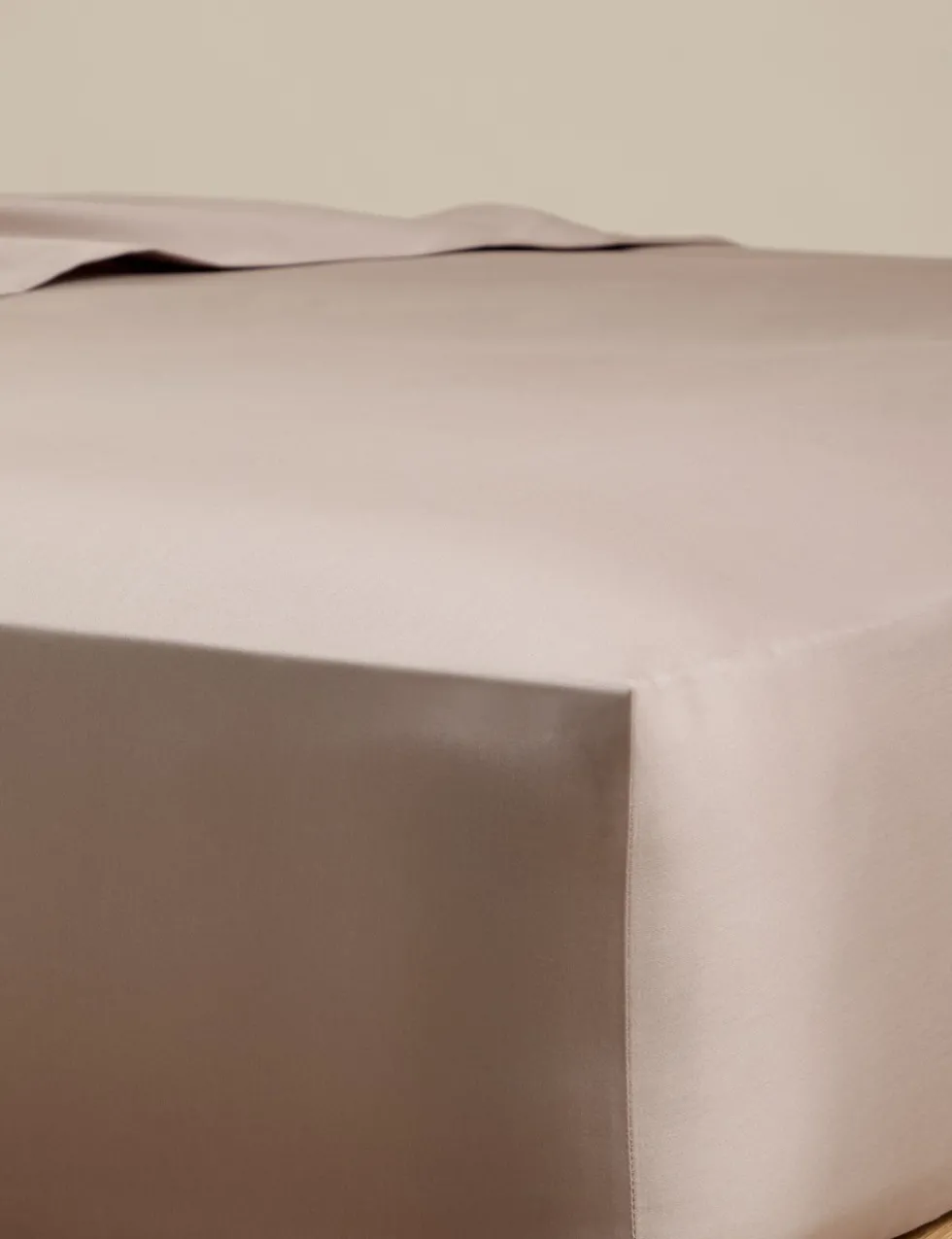 Egyptian Cotton 400 Thread Count Silky StayPut Fitted Sheet