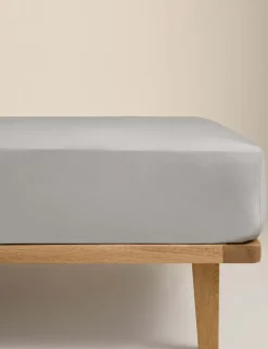 Egyptian Cotton 230 Thread Count Crisp Fitted Sheet